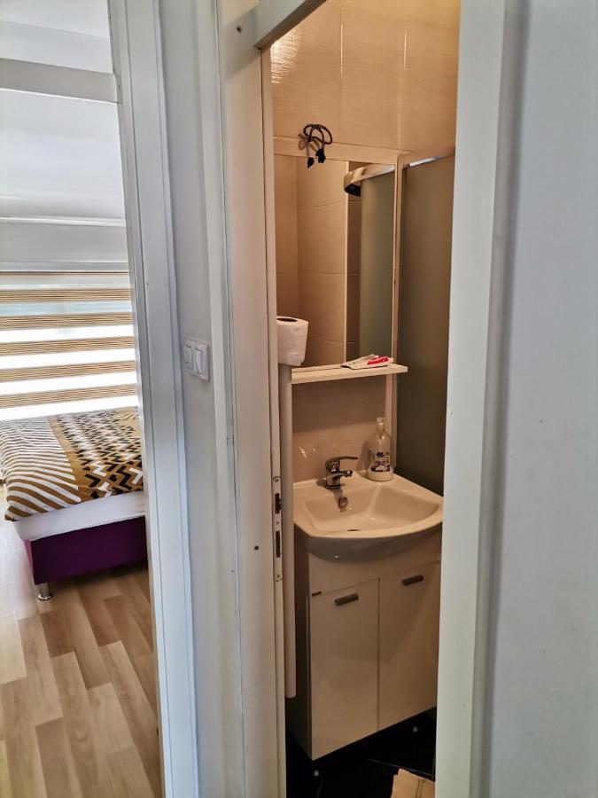 Centar Apartman Enmi 111 บันยาลูกา ภายนอก รูปภาพ